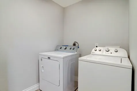 6634 Granite Street Houston TX 77092