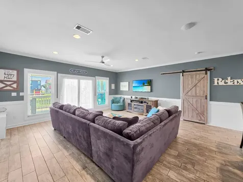 2946 Laguna Drive Crystal Beach TX 77650