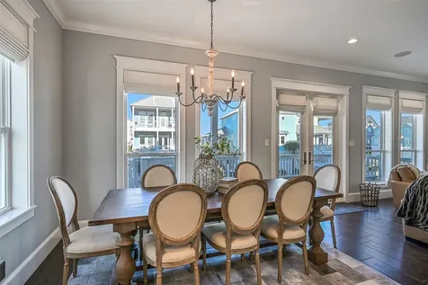 3839 Periwinkle Galveston TX 77554