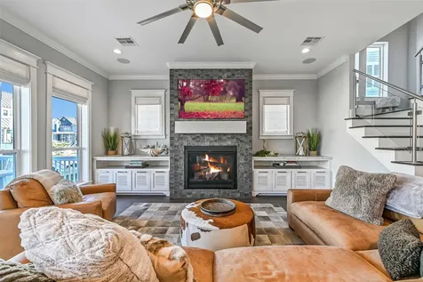3839 Periwinkle Galveston TX 77554
