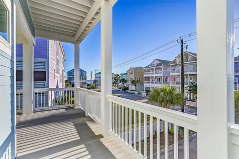 3839 Periwinkle Galveston TX 77554