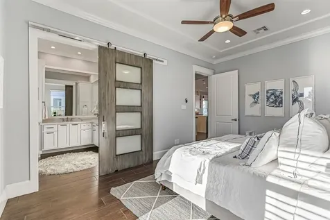 3839 Periwinkle Galveston TX 77554