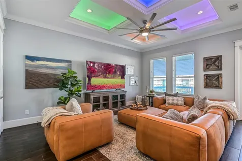 3839 Periwinkle Galveston TX 77554