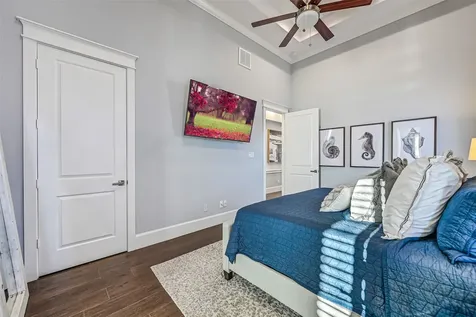3839 Periwinkle Galveston TX 77554