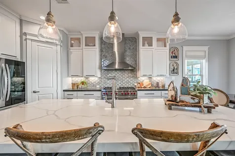 3839 Periwinkle Galveston TX 77554