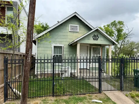 3508 Omega Street Houston TX 77022