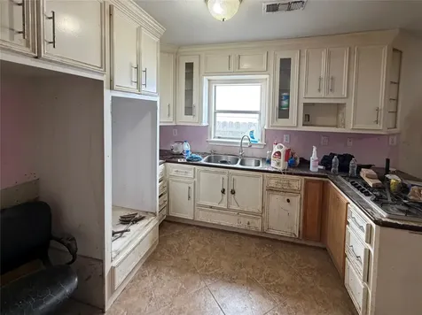 3508 Omega Street Houston TX 77022