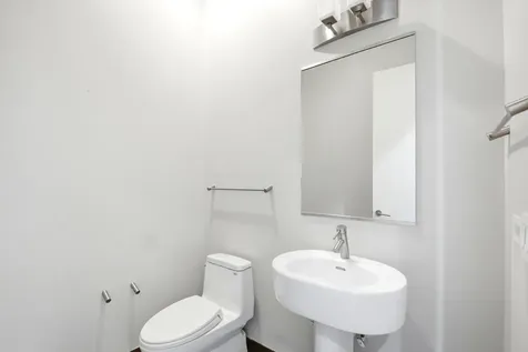4821 E Nasa Parkway P4 Seabrook TX 77586