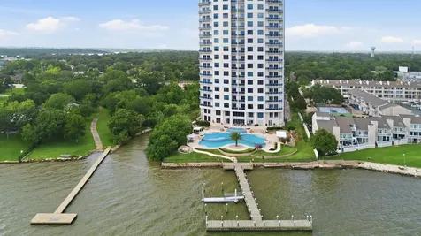 4821 E Nasa Parkway P4 Seabrook TX 77586