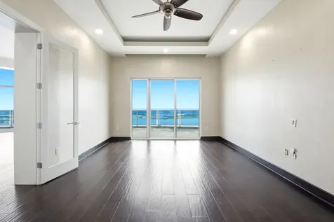 4821 E Nasa Parkway P4 Seabrook TX 77586