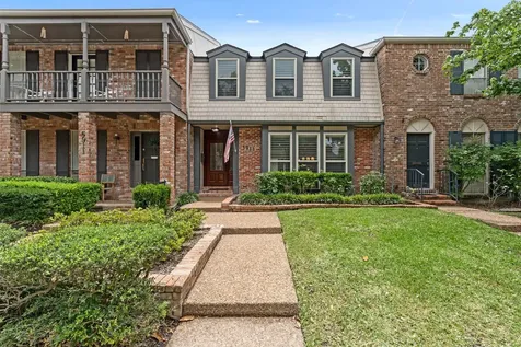 5913 Sugar Hill Drive 225 Houston TX 77057