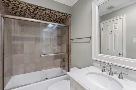 5913 Sugar Hill Drive 225 Houston TX 77057