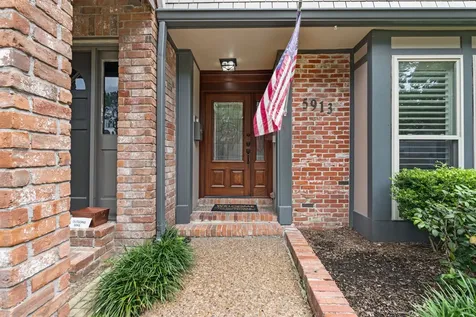 5913 Sugar Hill Drive 225 Houston TX 77057