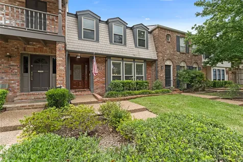5913 Sugar Hill Drive 225 Houston TX 77057