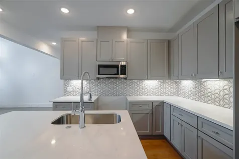 7609 Victory Reserve Street Houston TX 77088