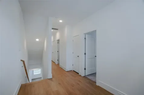 7609 Victory Reserve Street Houston TX 77088