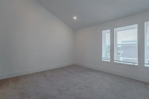 7609 Victory Reserve Street Houston TX 77088