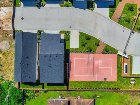 7609 Victory Reserve Street Houston TX 77088