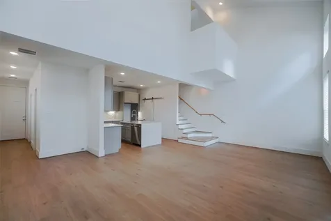 7609 Victory Reserve Street Houston TX 77088