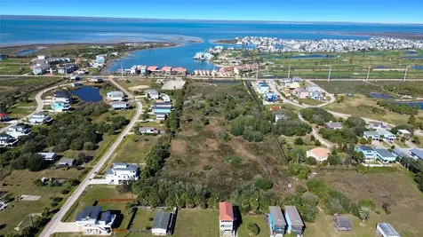 3901 Las Palmas Galveston TX 77554