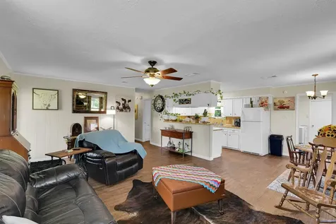 57 Trail Ridge Road Huntsville TX 77320