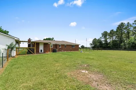 57 Trail Ridge Road Huntsville TX 77320