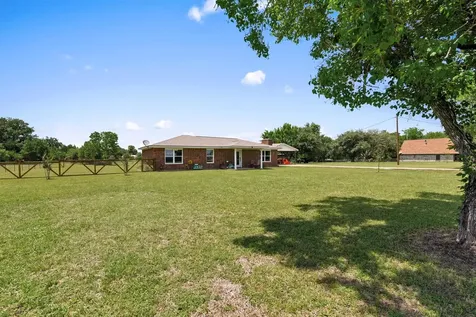 57 Trail Ridge Road Huntsville TX 77320