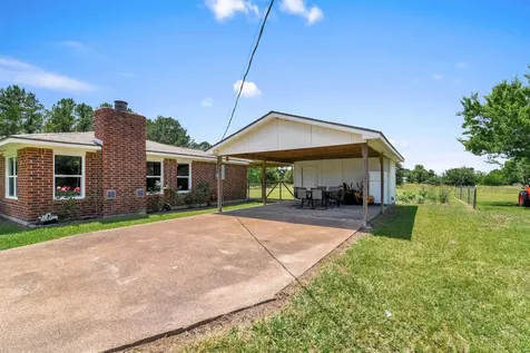 57 Trail Ridge Road Huntsville TX 77320