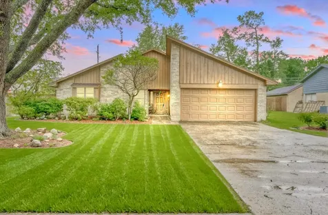 9810 Bayou Woods Drive Baytown TX 77521