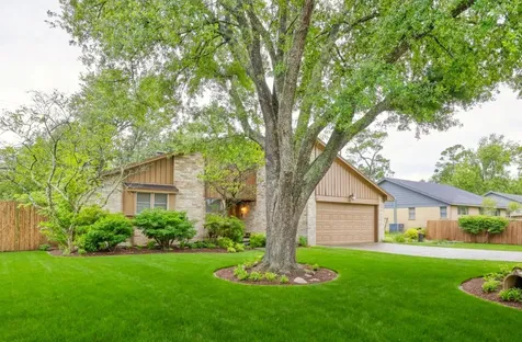 9810 Bayou Woods Drive Baytown TX 77521