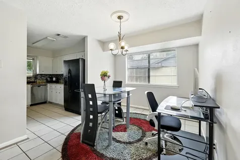 9810 Bayou Woods Drive Baytown TX 77521