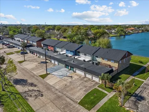 8908 Glacier Avenue Texas City TX 77591