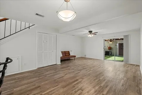 8908 Glacier Avenue Texas City TX 77591