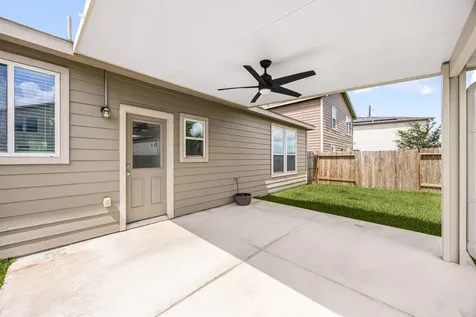 6822 Dayridge Lane Houston TX 77048