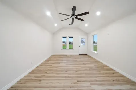 17 County Road 243 Bay City TX 77414