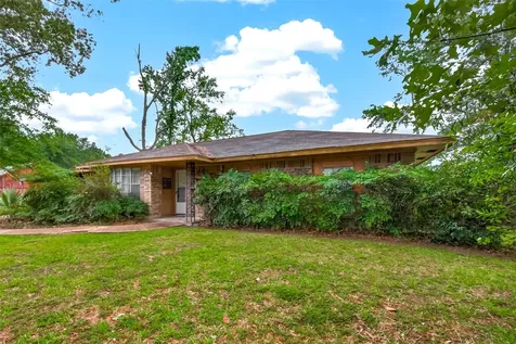 262 Magnolia Road Woodbranch TX 77357