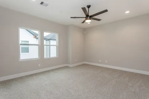1439 W 25th Street B Houston TX 77008