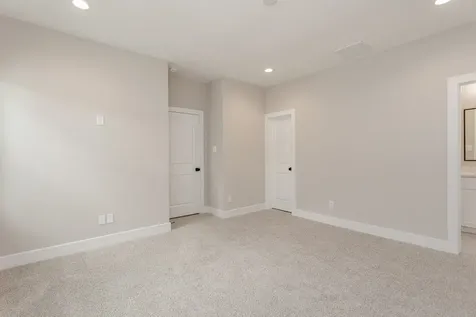 1439 W 25th Street B Houston TX 77008