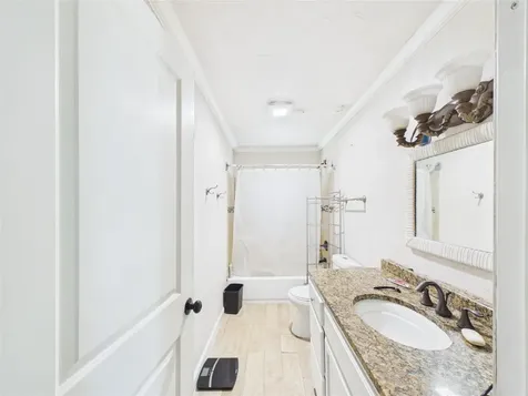 2725 Redbud Lane Alvin TX 77511