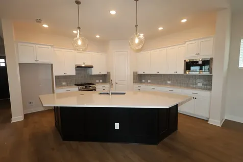 12147 Canal View Boulevard Mont Belvieu TX 77523
