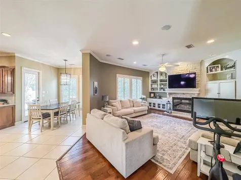 38 E Thymewood Place The Woodlands TX 77382