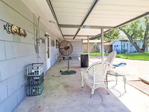 1411 15th Avenue N Texas City TX 77590
