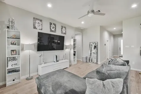 14226 Lake Lodge Drive Conroe TX 77384