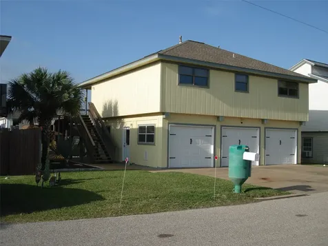 1187 Sailfish Street Bayou Vista TX 77563