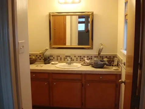 1187 Sailfish Street Bayou Vista TX 77563