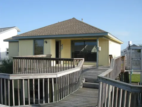 1187 Sailfish Street Bayou Vista TX 77563