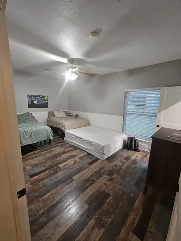 409 Perkins Avenue League City TX 77573
