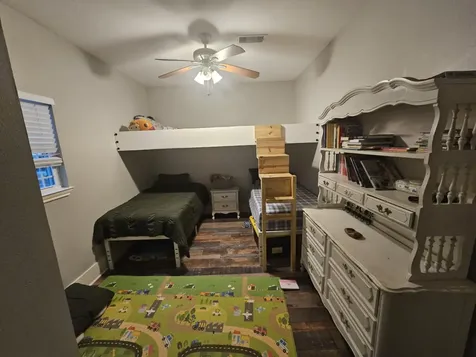 409 Perkins Avenue League City TX 77573