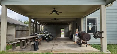 409 Perkins Avenue League City TX 77573