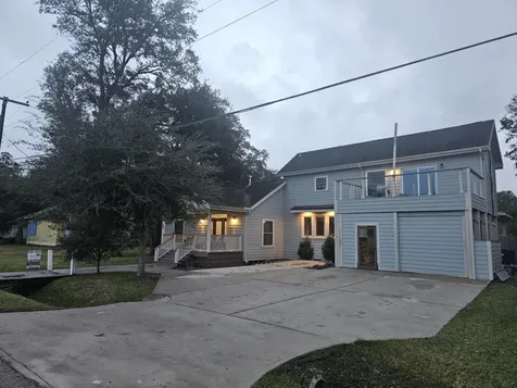 409 Perkins Avenue League City TX 77573